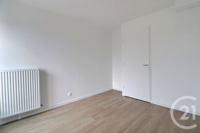 Appartement F4 &agrave; louer - 4 pi&egrave;ces - 78 m2 - Le Blanc Mesnil - 93 - ILE-DE-FRANCE