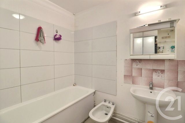 Appartement F3 &agrave; vendre - 3 pi&egrave;ces - 70,69 m2 - Tremblay En France - 93 - ILE-DE-FRANCE
