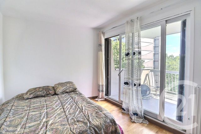 Appartement F3 &agrave; vendre - 3 pi&egrave;ces - 70,69 m2 - Tremblay En France - 93 - ILE-DE-FRANCE