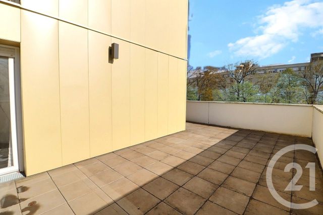 Appartement F2 &agrave; louer - 2 pi&egrave;ces - 37 m2 - Tremblay En France - 93 - ILE-DE-FRANCE