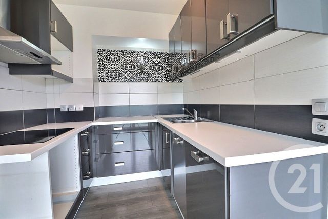 Appartement F3 &agrave; louer - 3 pi&egrave;ces - 61,65 m2 - Villepinte - 93 - ILE-DE-FRANCE