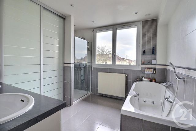 Maison à vendre - 5 pièces - 151,44 m2 - Tremblay En France - 93 - ILE-DE-FRANCE