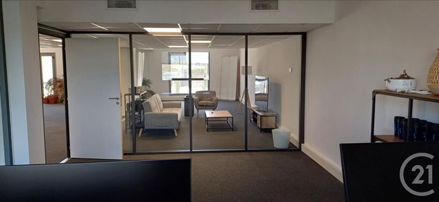 Bureaux à louer - 200.0 m2 - 34 - Herault