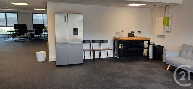 Bureaux à louer - 200.0 m2 - 34 - Herault