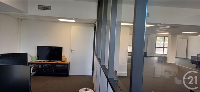Bureaux à louer - 200.0 m2 - 34 - Herault