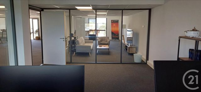 Bureaux à louer - 200.0 m2 - 34 - Herault