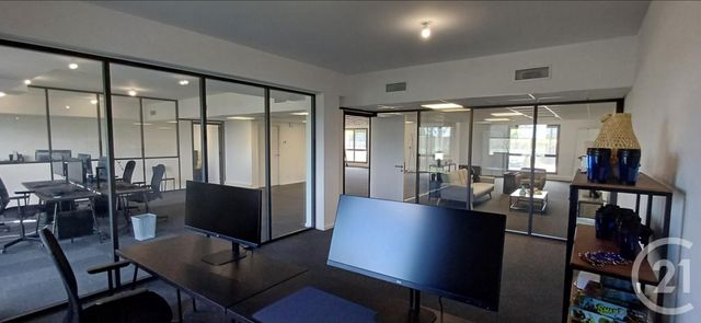 Bureaux à louer - 200.0 m2 - 34 - Herault