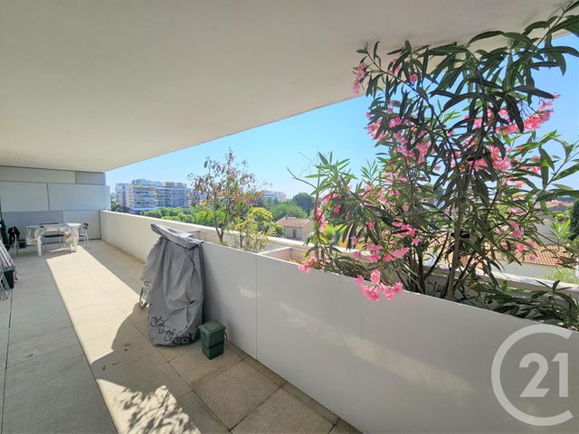 Appartement F3 à vendre - 3 pièces - 63 m2 - Montpellier - 34 - LANGUEDOC-ROUSSILLON