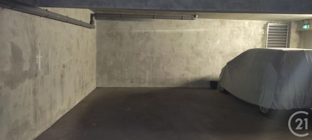 Parking à louer - 15 m2 - Biarritz - 64 - AQUITAINE