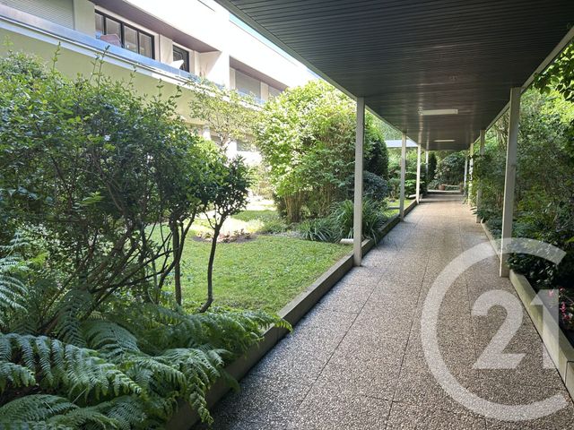 Appartement F4 / 5 &agrave; vendre - 5 pi&egrave;ces - 106,10 m2 - Paris - 75012 - ILE-DE-FRANCE
