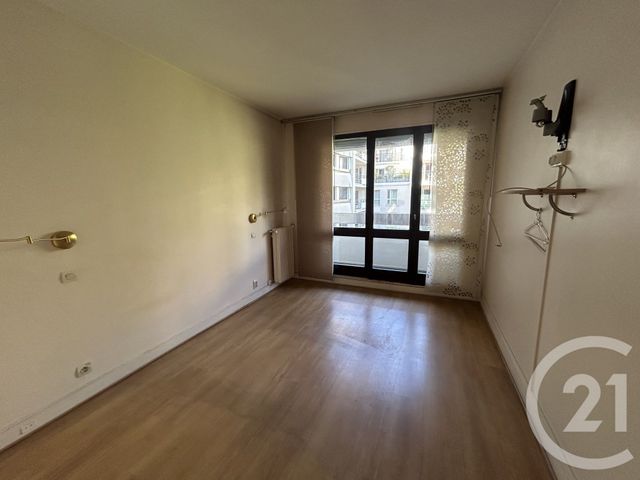 Appartement F4 / 5 &agrave; vendre - 5 pi&egrave;ces - 106,10 m2 - Paris - 75012 - ILE-DE-FRANCE