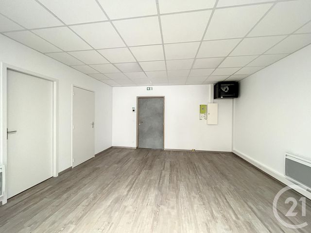 Local commercial à louer - 70.0 m2 - 22 - Cotes-d'Armor