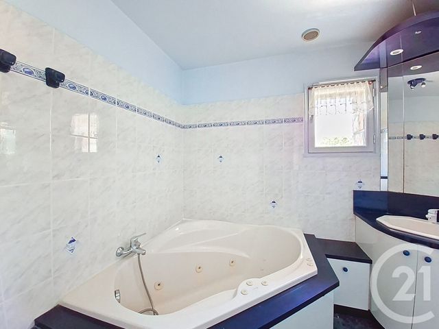 Maison à vendre - 10 pièces - 198 m2 - Pleumeur Bodou - 22 - BRETAGNE