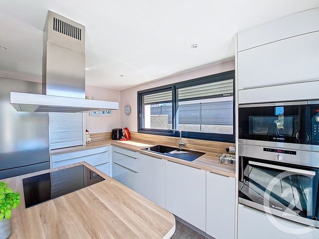 Maison à vendre - 4 pièces - 131 m2 - Pleumeur Bodou - 22 - BRETAGNE