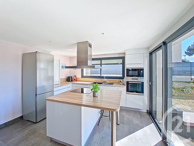 Maison à vendre - 4 pièces - 131 m2 - Pleumeur Bodou - 22 - BRETAGNE