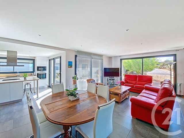 Maison à vendre - 4 pièces - 131 m2 - Pleumeur Bodou - 22 - BRETAGNE