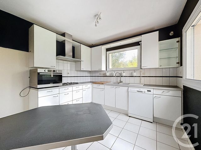 Maison à louer - 6 pièces - 143 m2 - Lannion - 22 - BRETAGNE