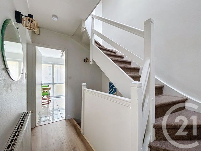 Appartement F3 &agrave; louer - 3 pi&egrave;ces - 72,35 m2 - Lannion - 22 - BRETAGNE