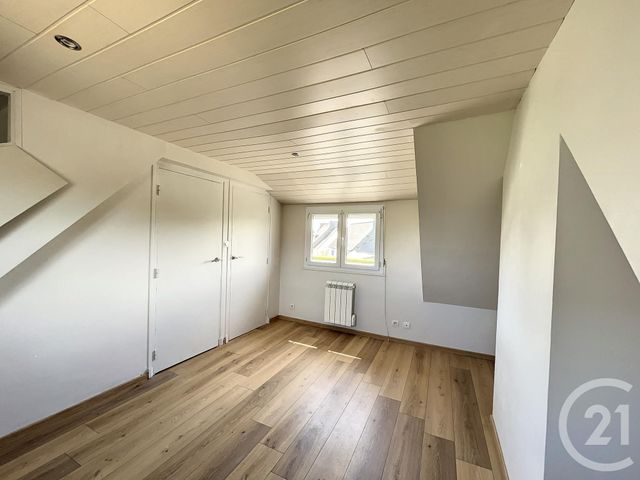 Maison &agrave; louer - 4 pi&egrave;ces - 75 m2 - Ploubezre - 22 - BRETAGNE