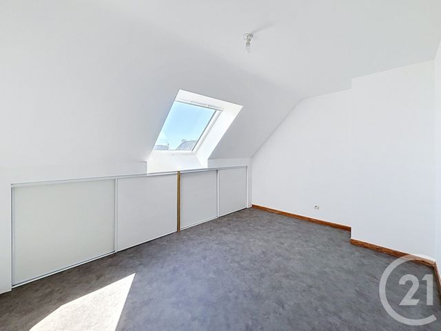Maison &agrave; louer - 4 pi&egrave;ces - 81 m2 - Rospez - 22 - BRETAGNE