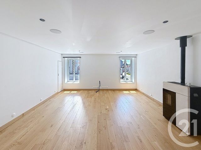 Appartement F5 &agrave; louer - 5 pi&egrave;ces - 126 m2 - Plestin Les Greves - 22 - BRETAGNE