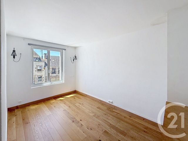 Appartement F5 &agrave; louer - 5 pi&egrave;ces - 126 m2 - Plestin Les Greves - 22 - BRETAGNE