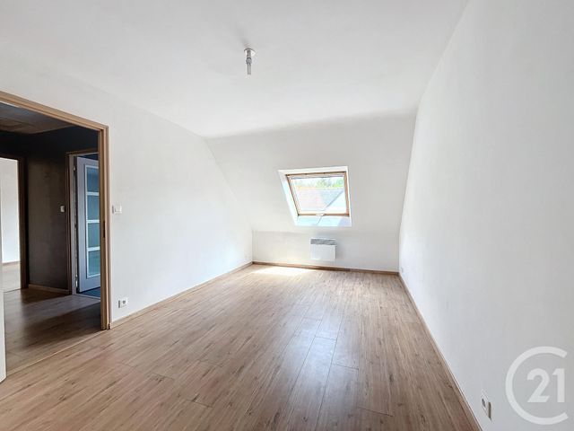 Maison &agrave; louer - 4 pi&egrave;ces - 97,28 m2 - Plestin Les Greves - 22 - BRETAGNE