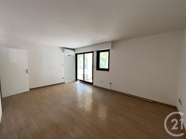 Appartement Studio à vendre - 1 pièce - 34,60 m2 - Aix En Provence - 13 - PROVENCE-ALPES-COTE-D-AZUR