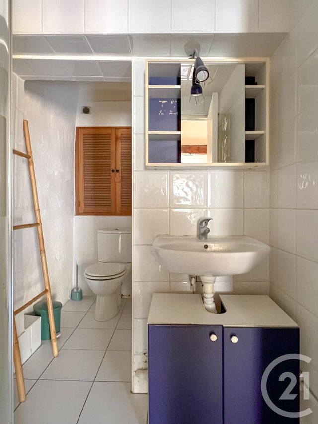 Appartement T1 à vendre - 1 pièce - 29,61 m2 - Aix En Provence - 13 - PROVENCE-ALPES-COTE-D-AZUR