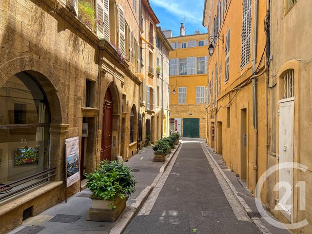Appartement T1 à vendre - 1 pièce - 29,61 m2 - Aix En Provence - 13 - PROVENCE-ALPES-COTE-D-AZUR