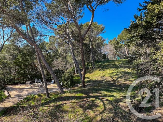 Appartement T3 à vendre - 3 pièces - 90,92 m2 - Aix En Provence - 13 - PROVENCE-ALPES-COTE-D-AZUR