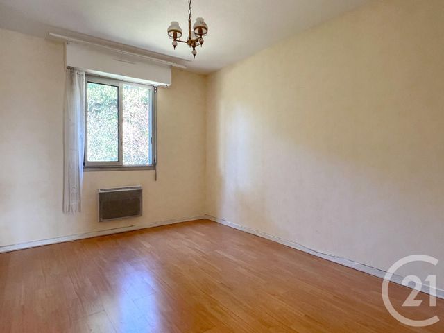 Appartement T3 à vendre - 3 pièces - 90,92 m2 - Aix En Provence - 13 - PROVENCE-ALPES-COTE-D-AZUR