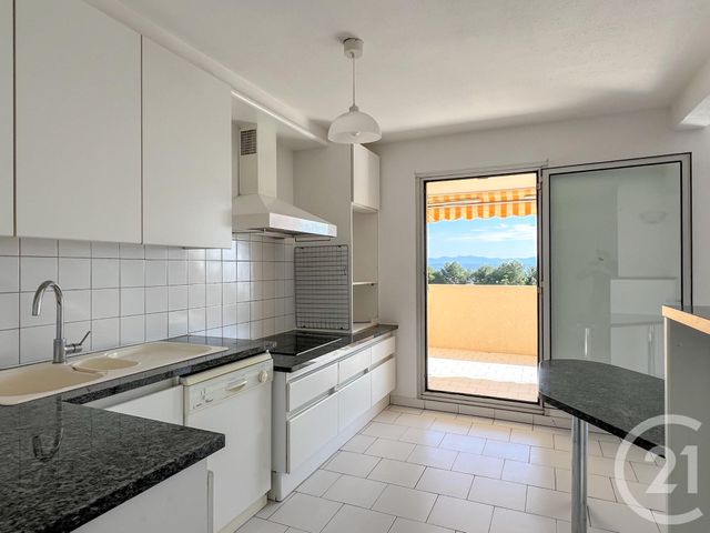 Appartement T3 à vendre - 3 pièces - 90,92 m2 - Aix En Provence - 13 - PROVENCE-ALPES-COTE-D-AZUR