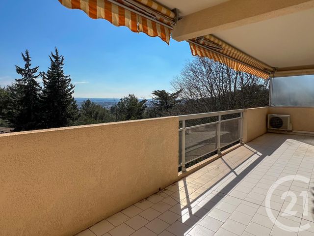 Appartement T3 à vendre - 3 pièces - 90,92 m2 - Aix En Provence - 13 - PROVENCE-ALPES-COTE-D-AZUR