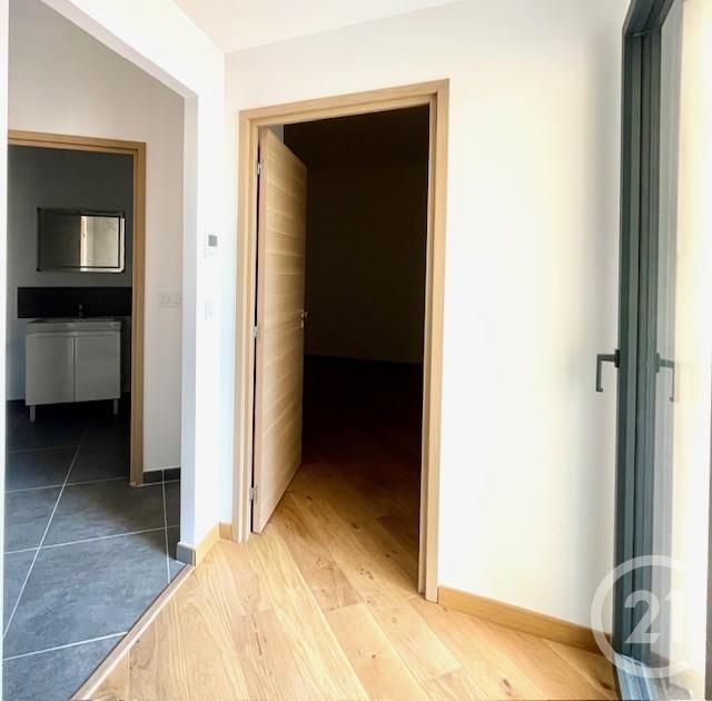 Appartement T3 à vendre - 3 pièces - 80,20 m2 - Aix En Provence - 13 - PROVENCE-ALPES-COTE-D-AZUR