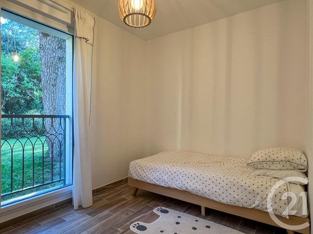 Appartement T3 à vendre - 3 pièces - 70,35 m2 - Aix En Provence - 13 - PROVENCE-ALPES-COTE-D-AZUR