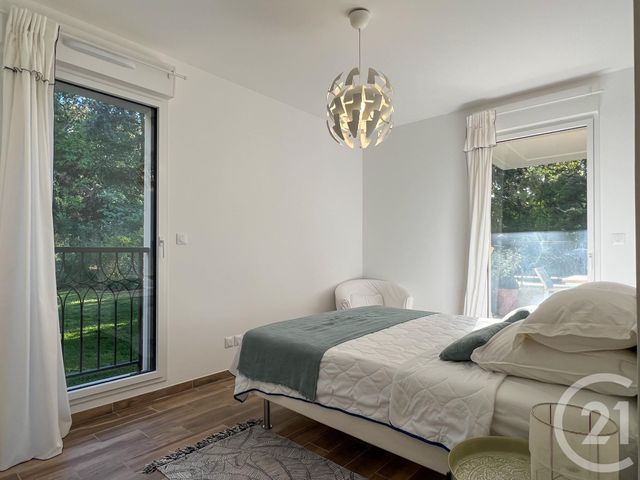 Appartement T3 à vendre - 3 pièces - 70,35 m2 - Aix En Provence - 13 - PROVENCE-ALPES-COTE-D-AZUR