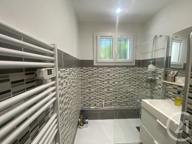 Appartement T2 à vendre - 2 pièces - 40,30 m2 - Aix En Provence - 13 - PROVENCE-ALPES-COTE-D-AZUR