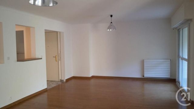 Appartement à vendre - 5 pièces - 86 m2 - Aix En Provence - 13 - PROVENCE-ALPES-COTE-D-AZUR