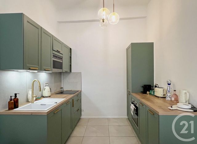 Appartement à vendre - 2 pièces - 54 m2 - Aix En Provence - 13 - PROVENCE-ALPES-COTE-D-AZUR