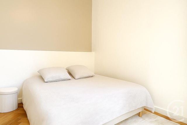 Appartement à vendre - 2 pièces - 54 m2 - Aix En Provence - 13 - PROVENCE-ALPES-COTE-D-AZUR