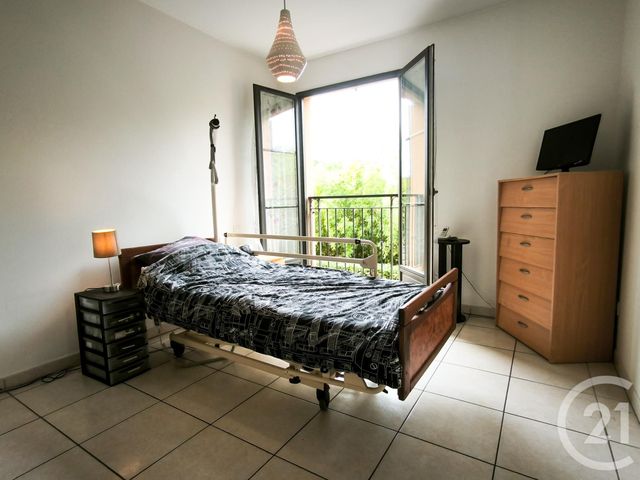 Appartement T2 à vendre - 2 pièces - 43,97 m2 - Aix En Provence - 13 - PROVENCE-ALPES-COTE-D-AZUR