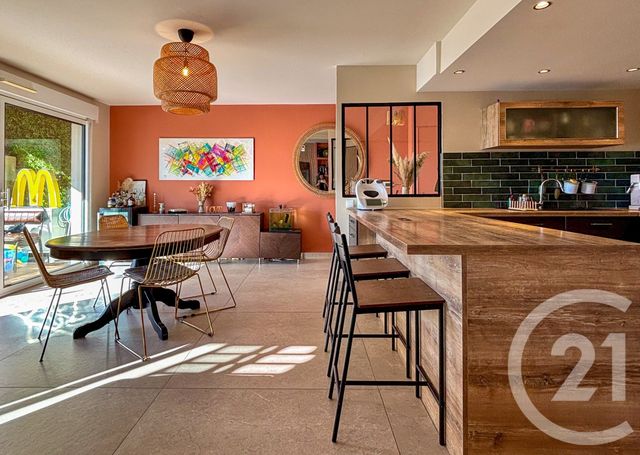 Appartement T3 &agrave; vendre - 3 pi&egrave;ces - 84,30 m2 - Aix En Provence - 13 - PROVENCE-ALPES-COTE-D-AZUR