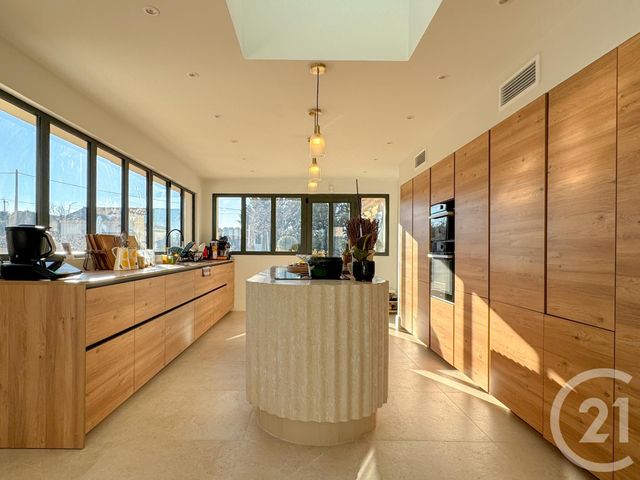 Maison à vendre - 8 pièces - 191 m2 - Aix En Provence - 13 - PROVENCE-ALPES-COTE-D-AZUR