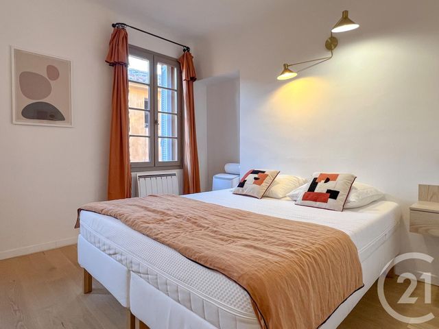 Appartement T3 à vendre - 3 pièces - 66,09 m2 - Aix En Provence - 13 - PROVENCE-ALPES-COTE-D-AZUR