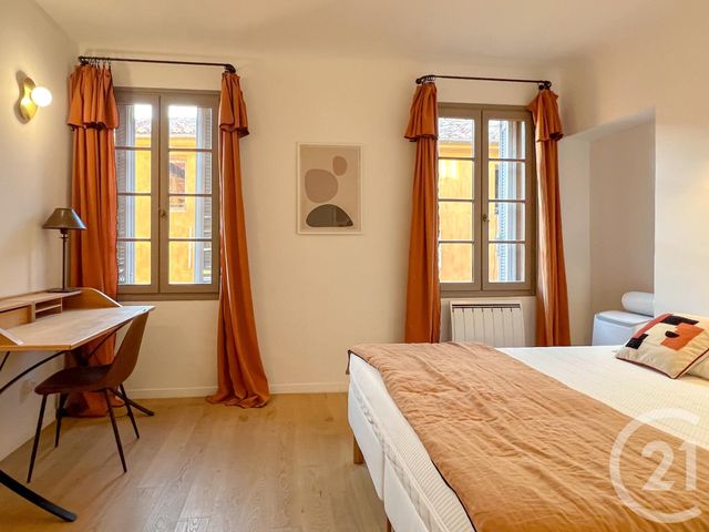 Appartement T3 à vendre - 3 pièces - 66,09 m2 - Aix En Provence - 13 - PROVENCE-ALPES-COTE-D-AZUR