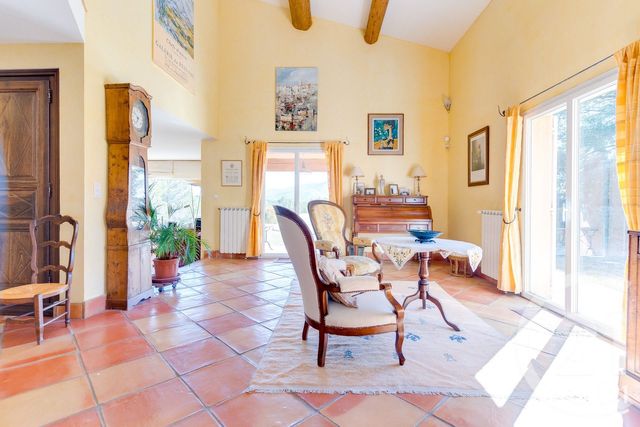 Maison &agrave; vendre - 8 pi&egrave;ces - 219 m2 - St Marc Jaumegarde - 13 - PROVENCE-ALPES-COTE-D-AZUR