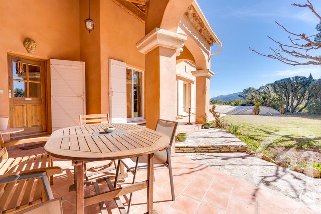 Maison &agrave; vendre - 8 pi&egrave;ces - 219 m2 - St Marc Jaumegarde - 13 - PROVENCE-ALPES-COTE-D-AZUR