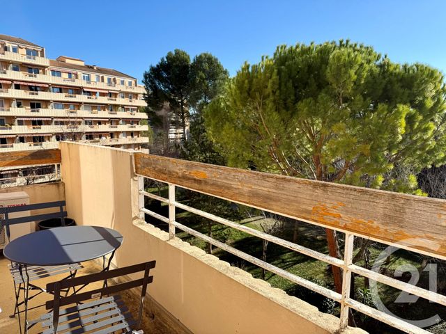 Appartement &agrave; louer - 3 pi&egrave;ces - 53 m2 - Aix En Provence - 13 - PROVENCE-ALPES-COTE-D-AZUR
