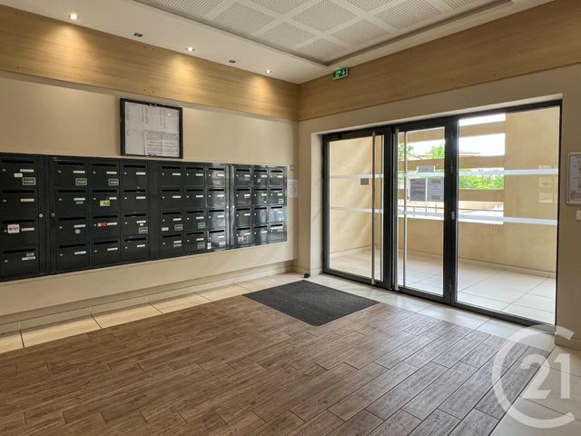 Appartement Studio &agrave; louer - 1 pi&egrave;ce - 24,52 m2 - Aix En Provence - 13 - PROVENCE-ALPES-COTE-D-AZUR